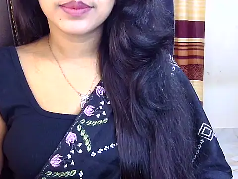 Snapshot of Noor_Zarin chatting on April 27, 2026, 11:47 pm Noor Zarin online show from April 27, 2026, 11:47 pm