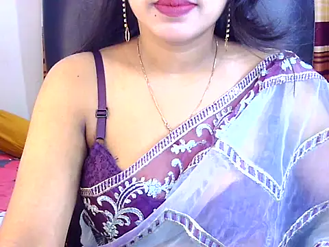Snapshot of Noor_Zarin chatting on May 15, 2026, 7:32 pm Noor Zarin online show from May 15, 2026, 7:32 pm