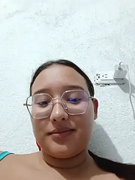 Snapshot of naughty_girl_hot_ chatting on May 14, 2026, 9:21 pm naughty girl hot online show from May 14, 2026, 9:21 pm
