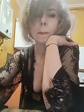 TaynaSecret online show from May 15, 2026, 8:38 pm