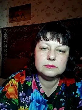 AuroKaria online show from April 4, 2026, 8:23 am