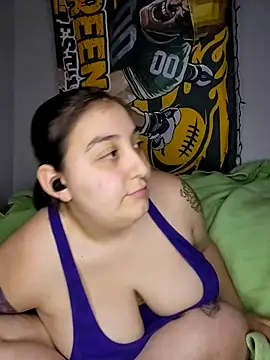 Horneysunflower420 online show from April 27, 2026, 3:48 am