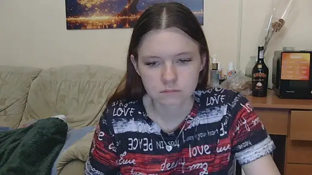 Snapshot of JessicaHolland1 chatting on May 18, 2026, 7:20 pm JessicaHolland1 online show from May 18, 2026, 7:20 pm