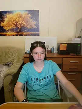 Snapshot of JessicaHolland1 chatting on June 20, 2026, 6:44 pm JessicaHolland1 online show from June 20, 2026, 6:44 pm