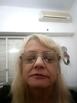 MatureElegantWidow online show from May 6, 2026, 1:14 am