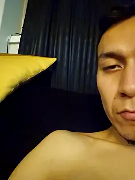 Axxxel669 online show from April 3, 2026, 2:09 am