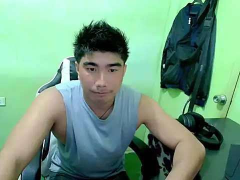 Snapshot of Hunkfireman chatting on May 23, 2026, 12:49 am Hunkfireman online show from May 23, 2026, 12:49 am