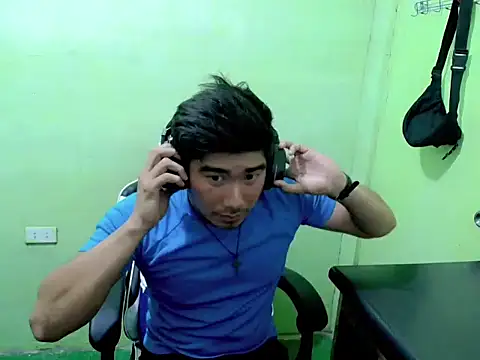 Snapshot of Hunkfireman chatting on June 18, 2026, 1:06 am Hunkfireman online show from June 18, 2026, 1:06 am