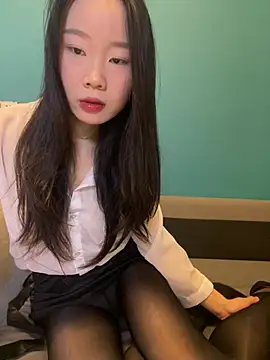 ZHJKS9988 online show from April 12, 2026, 1:54 am