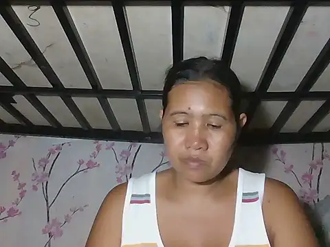  SweetSmile online show from May 2, 2026, 1:49 pm