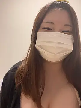 Snapshot of Yunon0202 chatting on June 17, 2026, 9:12 am Yunon0202 online show from June 17, 2026, 9:12 am