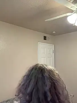 lesbiana304 online show from April 23, 2026, 6:43 pm