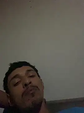 Snapshot of casalcapixaba28 chatting on April 12, 2026, 3:22 am casalcapixaba28 online show from April 12, 2026, 3:22 am