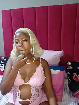 Snapshot of PinkyxGodess chatting on July 3, 2026, 9:32 pm PinkyxGodess online show from July 3, 2026, 9:32 pm