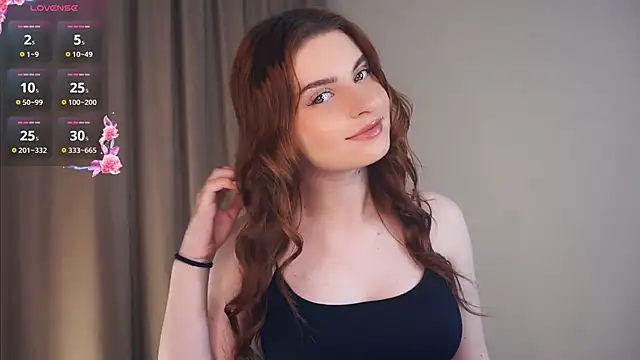 Snapshot of OneidaReiser chatting on April 24, 2026, 10:45 pm OneidaReiser online show from April 24, 2026, 10:45 pm