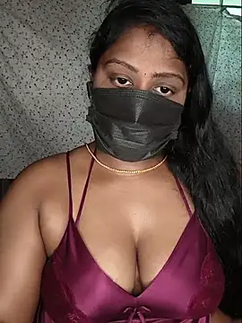 Snapshot of Romantic_Woman chatting on May 16, 2026, 6:54 am Romantic Woman online show from May 16, 2026, 6:54 am