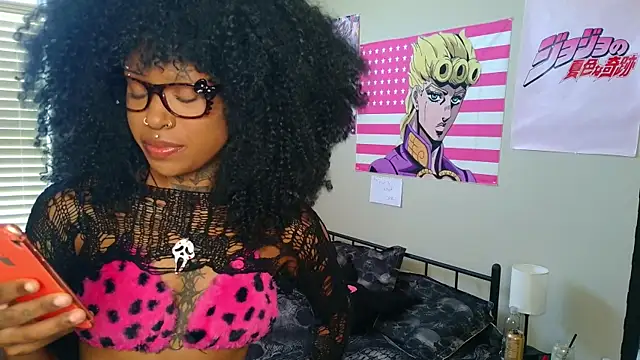 Snapshot of spookiebaddie chatting on April 16, 2026, 6:09 pm spookiebaddie online show from April 16, 2026, 6:09 pm