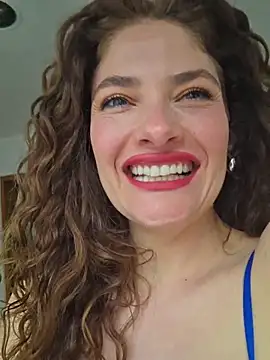 CelineBoyer  online show from May 13, 2026, 9:11 pm