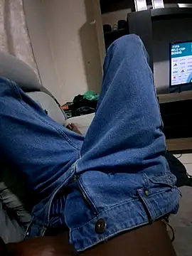 hhshjahh online show from July 5, 2026, 11:23 pm