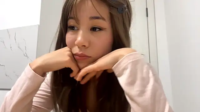 Snapshot of fengxicolombia chatting on April 4, 2026, 5:10 pm fengxicolombia online show from April 4, 2026, 5:10 pm