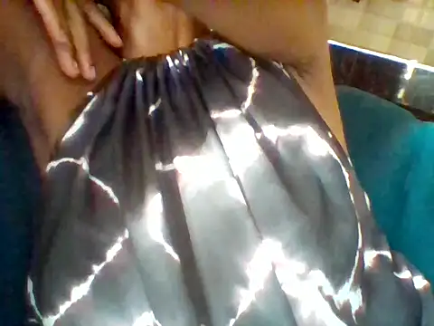 Snapshot of TracyMeme1999 chatting on April 8, 2026, 2:28 pm TracyMeme1999 online show from April 8, 2026, 2:28 pm