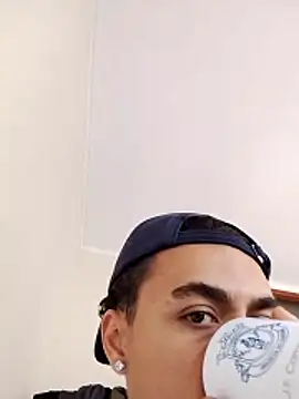 jhonylock online show from April 21, 2026, 12:00 pm