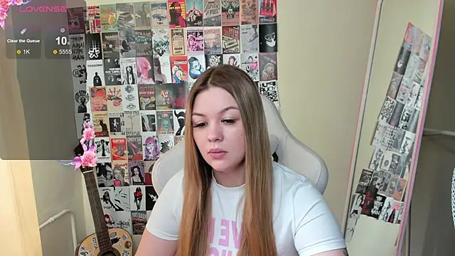 AmeliePeach online show from May 2, 2026, 1:54 am