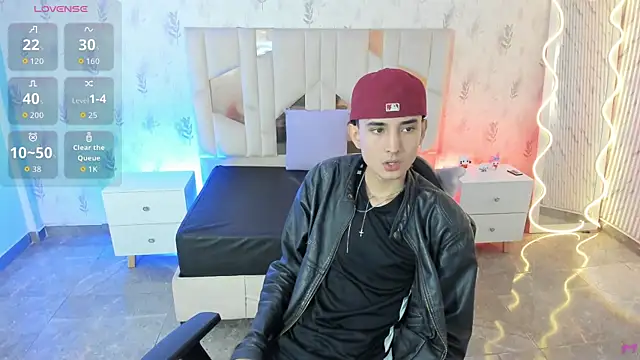 Snapshot of Eidan_tay chatting on May 7, 2026, 11:59 am Eidan tay online show from May 7, 2026, 11:59 am