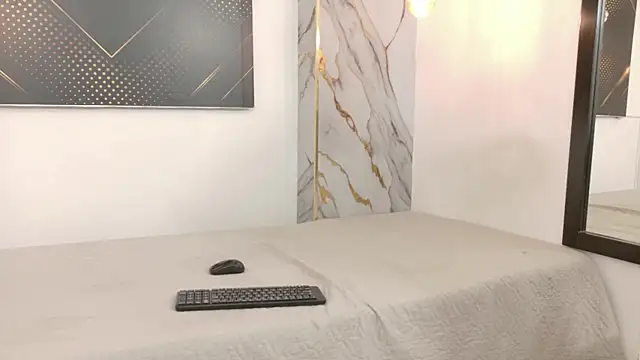 GoldenDesireX  online show from May 21, 2026, 6:59 pm