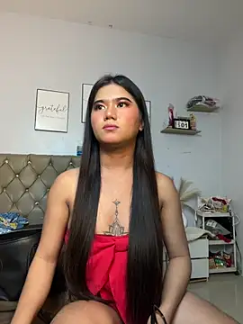 Snapshot of JassmineLove chatting on April 17, 2026, 4:21 pm JassmineLove online show from April 17, 2026, 4:21 pm