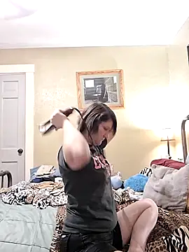 Mijaaaa12121 online show from April 15, 2026, 3:35 am