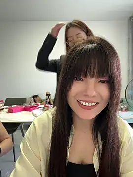 xiaoyu-521 online show from April 15, 2026, 9:49 am