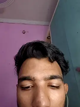 ItsPlayboy031 online show from May 16, 2026, 6:21 am