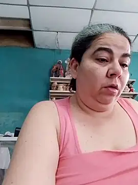 Snapshot of Golositadeamor chatting on May 19, 2026, 5:19 pm Golositadeamor online show from May 19, 2026, 5:19 pm