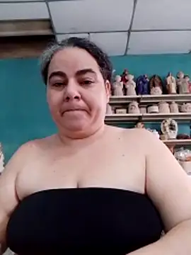 Snapshot of Golositadeamor chatting on May 20, 2026, 5:52 pm Golositadeamor online show from May 20, 2026, 5:52 pm