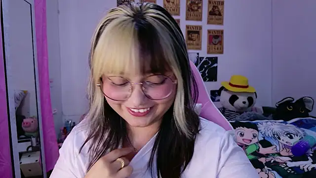 Snapshot of ZoeyDoll_ chatting on April 20, 2026, 3:09 am ZoeyDoll online show from April 20, 2026, 3:09 am