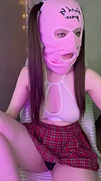 Miroslavva  online show from April 25, 2026, 3:09 pm