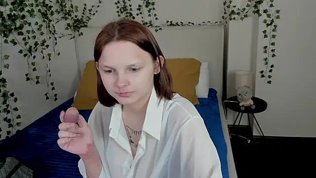 Snapshot of Charlotte_Stee chatting on April 24, 2026, 1:52 am Charlotte Stee online show from April 24, 2026, 1:52 am