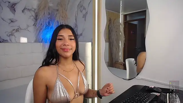 Taliasweet online show from May 14, 2026, 7:42 pm