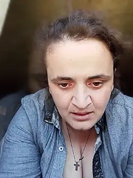 Snapshot of AnabelBexley chatting on April 15, 2026, 10:22 am AnabelBexley online show from April 15, 2026, 10:22 am