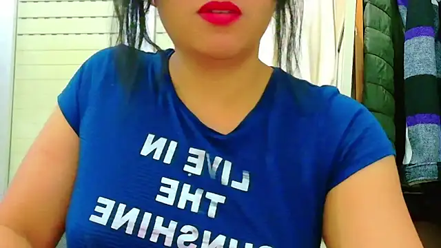 Snapshot of MojaditPussy chatting on April 22, 2026, 7:37 pm MojaditPussy online show from April 22, 2026, 7:37 pm