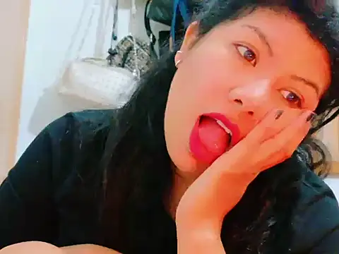 Snapshot of MojaditPussy chatting on May 8, 2026, 12:32 pm MojaditPussy online show from May 8, 2026, 12:32 pm