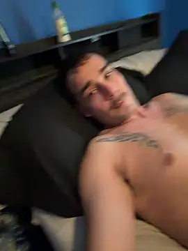 Snapshot of dloc120 chatting on April 6, 2026, 5:14 pm dloc120 online show from April 6, 2026, 5:14 pm