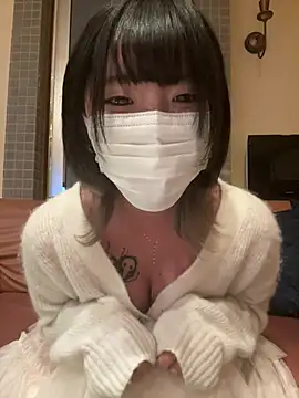 Snapshot of o_Yuki_o chatting on May 10, 2026, 12:32 pm o Yuki o online show from May 10, 2026, 12:32 pm