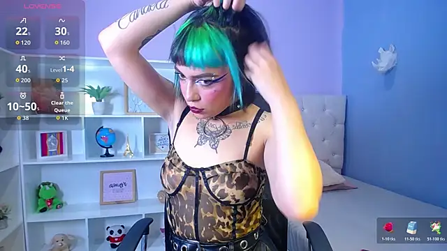 Snapshot of velveth_noir chatting on April 15, 2026, 2:13 pm velveth noir online show from April 15, 2026, 2:13 pm