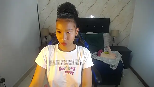 hasley cute online show from May 5, 2026, 7:22 pm