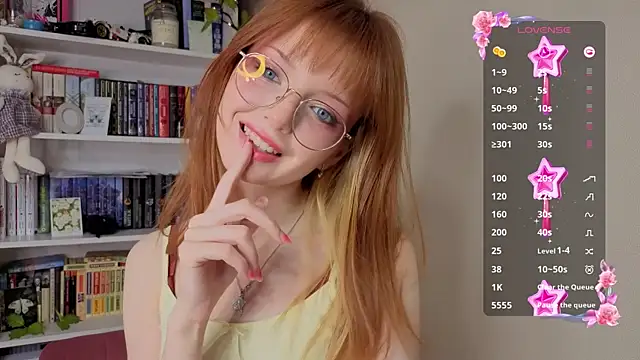 Lilyrin online show from June 4, 2026, 9:21 pm