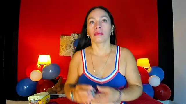 LucianaMadura1 online show from July 3, 2026, 10:54 am
