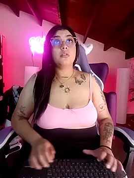 CherryRosexxx online show from April 9, 2026, 6:46 pm