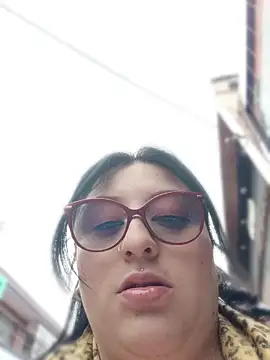 bunny sx online show from April 9, 2026, 5:18 pm